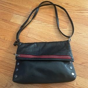 Hammitt VIP MED Leather Crossbody Bag
Black/Gunmetal Red Zip